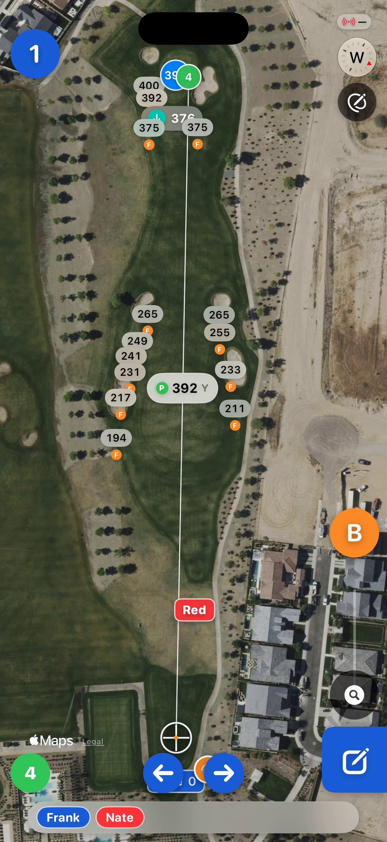 Hole map with yardage arcs
